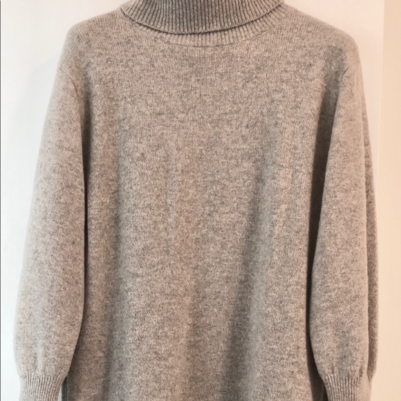 UNIQLO 100% WOOL DRESS - Picture 4 of 7